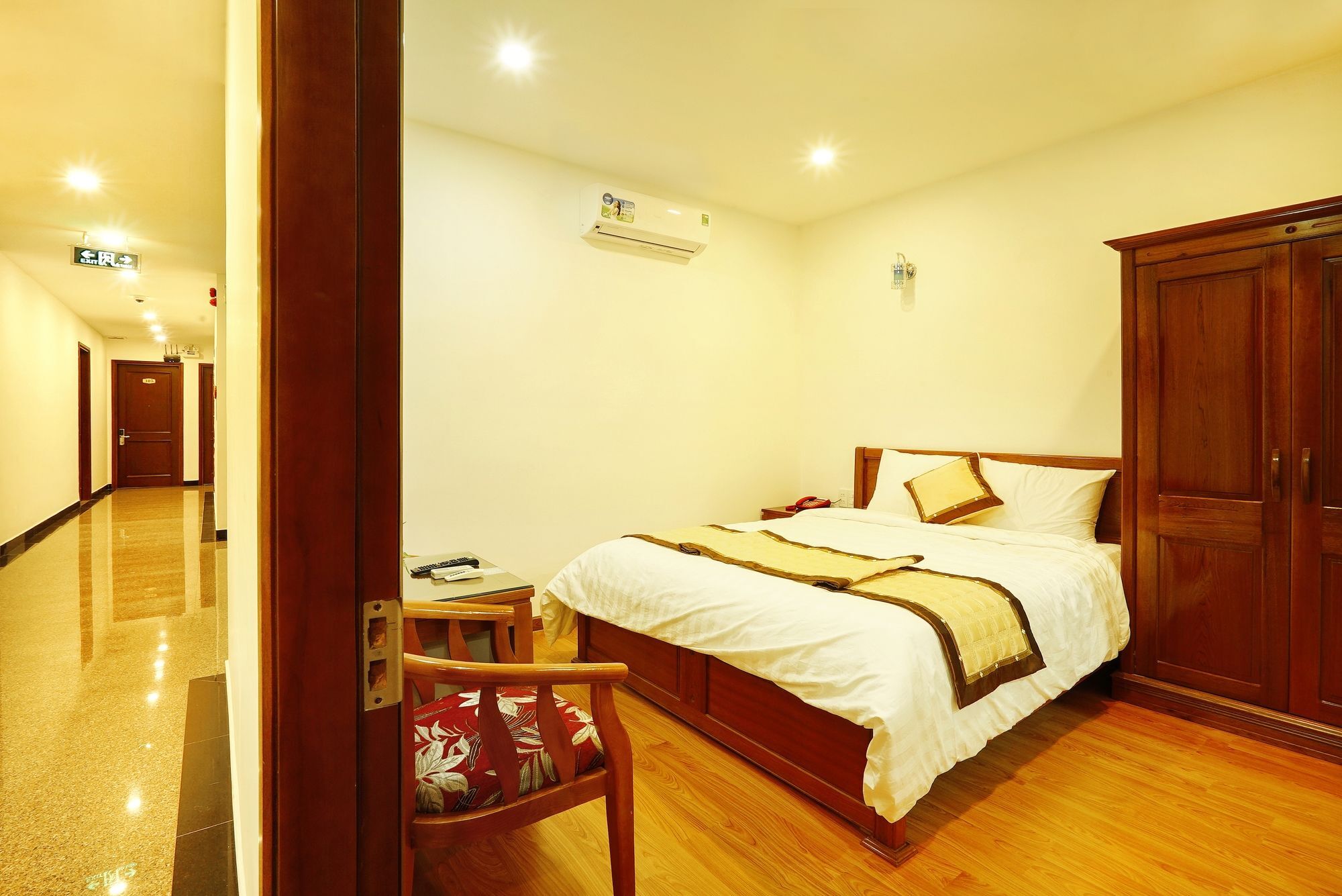 Thanh Thanh Hotel Куїнон Екстер'єр фото